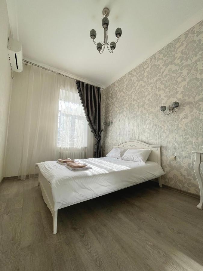 Cozy Apartment On Greek Street 15 Odesa Exterior foto
